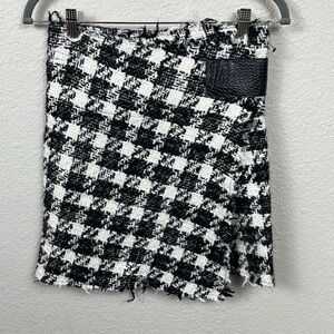 Reese + Riley Black White Check Plaid Tweed Mini Skirt Wrap Style